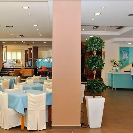 فندق Dassia Beach Hotel ذيسْخا