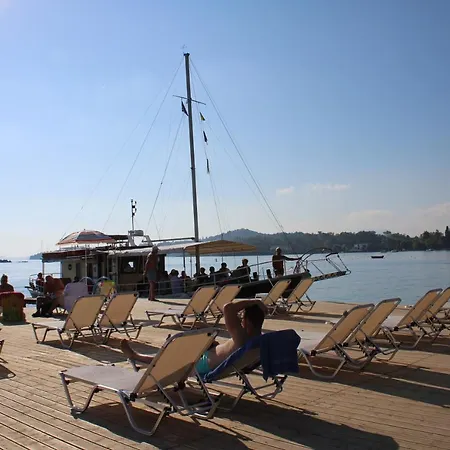 Dassia Beach Hotel ذيسْخا