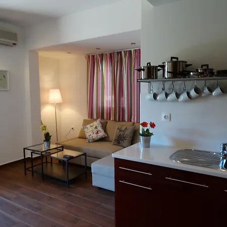 Dassia Beach Hotel فندق ذيسْخا