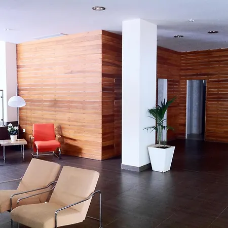 Dassia Beach Hotel فندق
