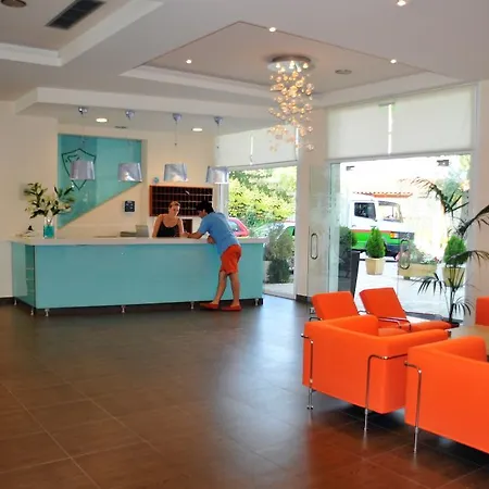 Dassia Beach Hotel فندق 2*