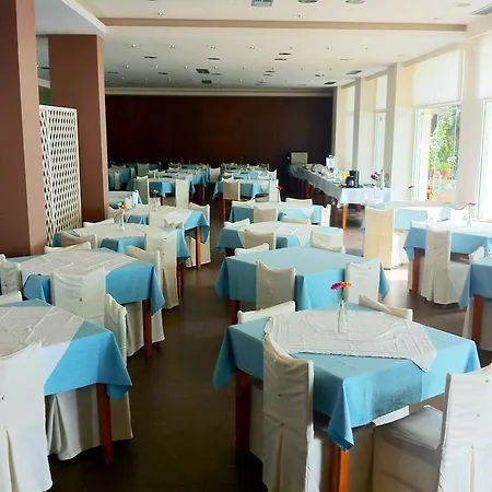호텔 Dassia Beach Hotel 다시아