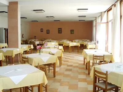 Szálloda Dassia Beach Hotel 2*