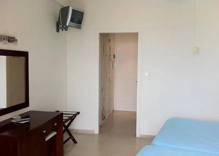 Dassia Beach Hotel Hotel