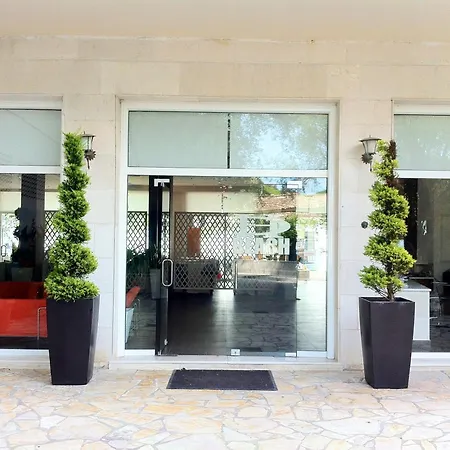 Dassia Beach Hotel
